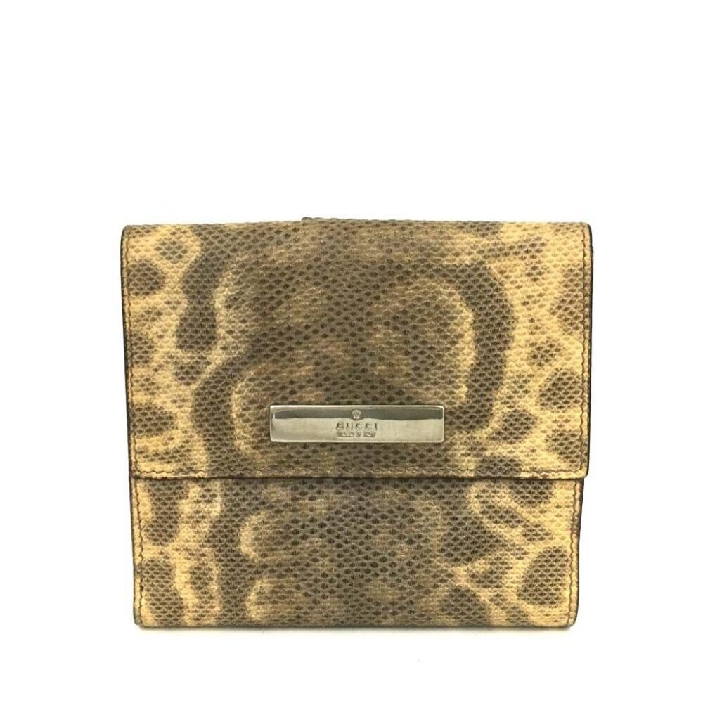 585099C V Gucci Wallet Logo Embossed Leather Bifold